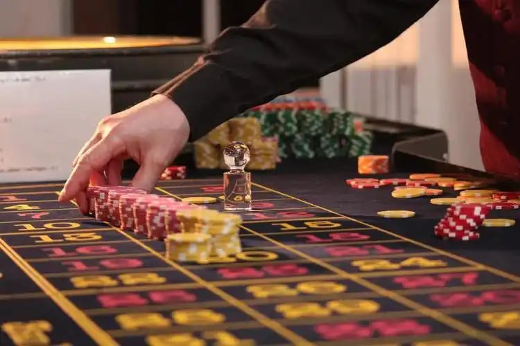 Bàn chơi live casino baccarat trực tuyến tại 99wim